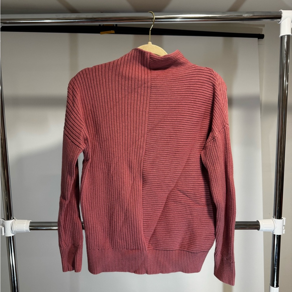 Banana Republic Mock Neck Ribbed pink Sweater